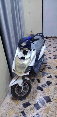 داجه للبيع دراجه حلوه شلعه معدل نكره سلف عايزه بس قبق هندر لايت وره شغ...