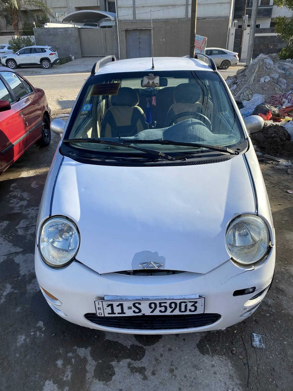 سلام عليكم سياره QQ موديل 2013 سياره جاهزه خير من الله كير مكينه كله تمام السياره مثل مواظحه كدامك 28 ورقه وبيه  مجال كلش بصيط لان مستعجل عله بيعته المكان بغداد قرب ساحه إلقاء *********** مو شراي لا تكسر بحلال العالم تحويل ثاني يوم
