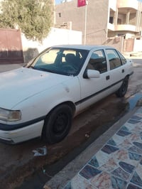 اوبل • فيكترا • اوبل فيكترا 1992 • سيارة اوبل • فيكترا محرك 20 • سيارة...