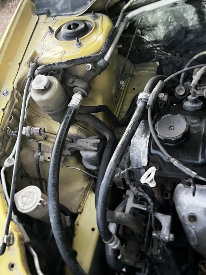 السلام عليكم لانسر 2009 حرة سيارة بلادية مكينة بيها بخار 
صدر وكير وتبريد وتدفئة خير من الله السعر 62 وبيها مجال بسيط العنوان ديالى الاستفسار ***********
