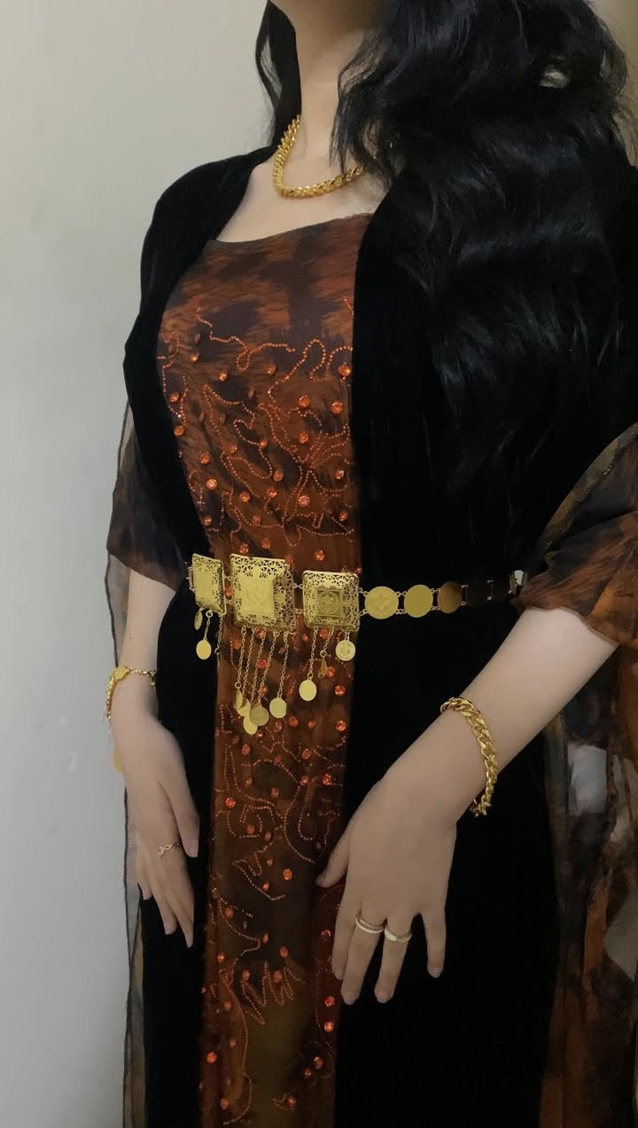 زي كردي قماشه وصيته من دهوك وخيطته قماشه ثكيل والشغل الي على قماش يدوي الخرز الي بي بيع مع ملحقاته  حزام وبروش كامل ٢٥٠ الف عنواني بغداد


**إذا كنت صاحب هذا الإعلان وتريد حذفه لأي سبب، رجاءا أرسل رسالة إلى الدعم الفني**