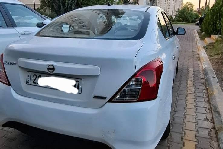 نیسان سەنی 2016
119,000 کیلۆمەتر ڕۆشتووە
هیچ مەسرەفێکی تێدا نییە
لە شەریکەوە لای خۆمە
گاعی شەریکەی بەکارنەهاتووە
ناو سەیارەکە لە کاتی کڕینەوە هەمووی بەرگاعی تێگراوە
سەیارەکە زۆر پاک و خاوێن ماوەتەوە
وەک لێدراوی و بۆیاخ
، هەموو زانیارییەکان لە سۆنەرەکەدا تۆمار کراون

سـعـر : لە کۆمێنت داوابکە ڕاستەوخۆ بۆت دێت 📥 

گێر و مەکیەنەی بەشەرت 
هیچ کێشەیەکی تێدا نییە 

ژمارەی خاوەنەکەی 
***********
