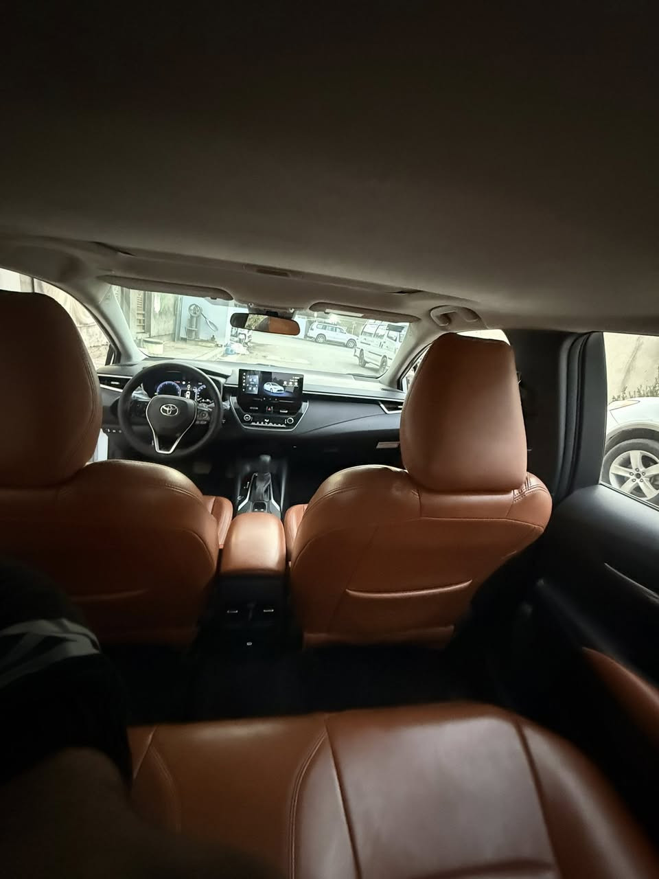 كورلا فول الفول كرسي كهرباء وجلد. السعر. ٢٣ مليون تلفون ***********
