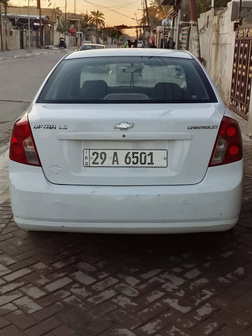 السلام عليكم سياره اوبتره البيع موديل ١١ رقم واسط بسمي رقم ا نكيليزي  بيها بارد بل هلال الباقي مكفوله مكينه بيها بخار تبريد، نقص غاز صدر نص عمر  سعر ٨٥$ بيها مجال ابيع او مراوس حسب قناعه العنوان قريب، على المجمع بسمايه رقم تلفون***********
