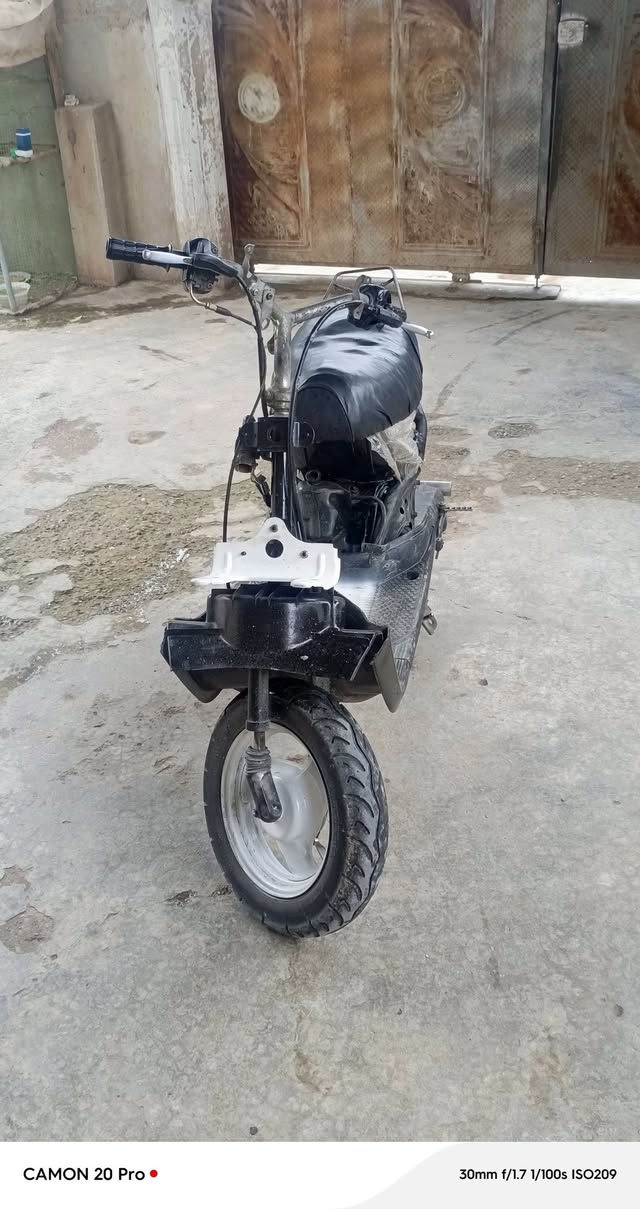 اسلام عليكم هاي  الذبانه  شغال فول مابيها اي عيب تجي تصعدها تشوفها اذ ما عجبتك. لا تاخذها سعر 100وبيها مجال شراي خاص مو شراي لا تراسل 👍


**إذا كنت صاحب هذا الإعلان وتريد حذفه لأي سبب، رجاءا أرسل رسالة إلى الدعم الفني**