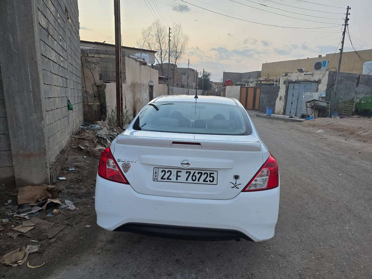 سلام عليكم نيسان صني هندي البيع موديل 22 سياره بيه ضربه في جاملغ الكدام اليسر والخلفي شبر مكان بصرة كرمه علي الطيف السعر 115 وبيه مجال ***********
