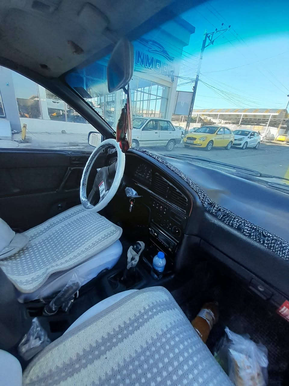 ألنتر 1994 سياره اي نقوصات ما بيه مكينه كير شرط كهربائياته كله شغاله باتري جديد او السعر ٣٢ او بيه مجال للاستفسار يتصل علا***********
