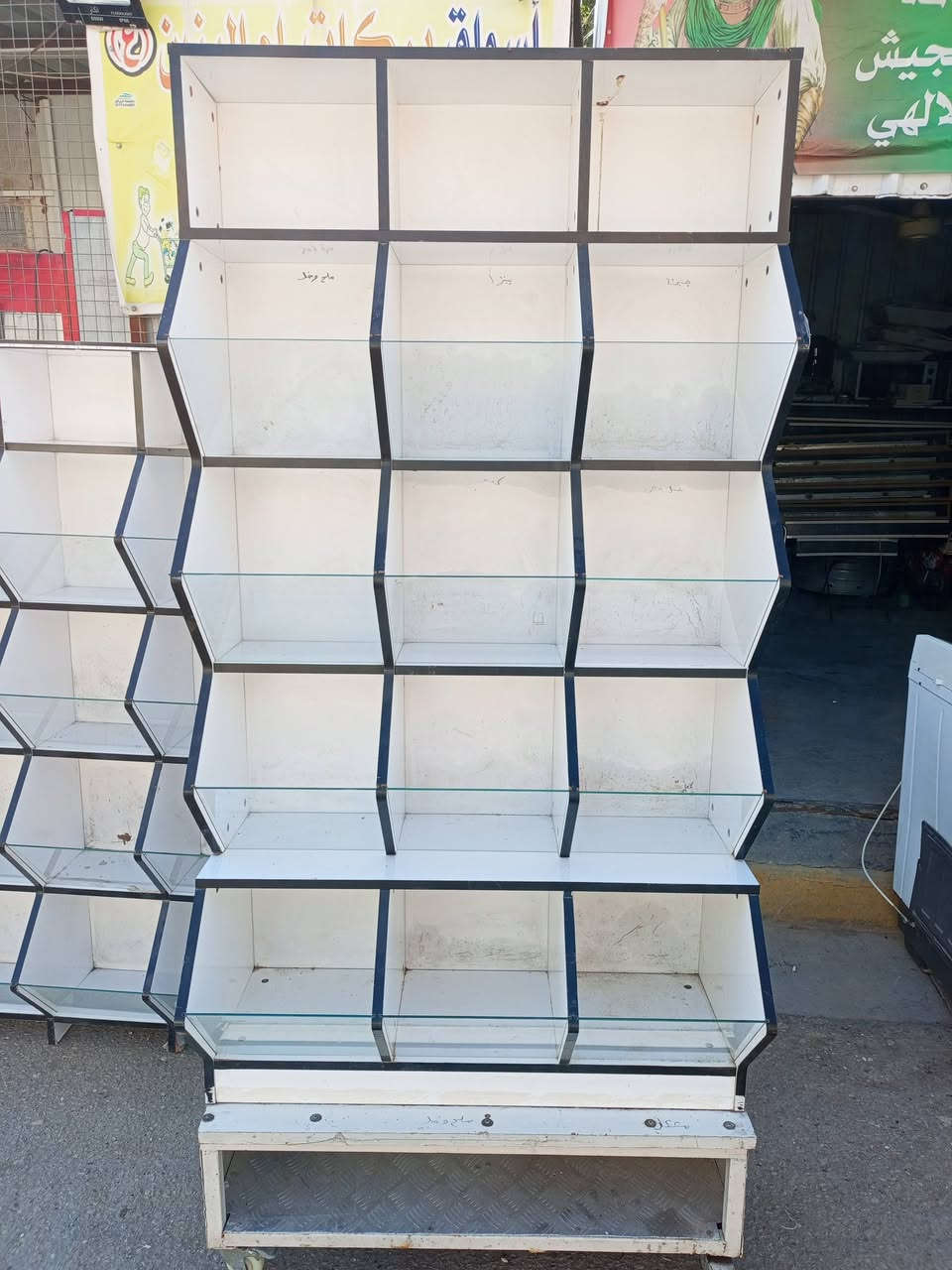 للبيع ***********
