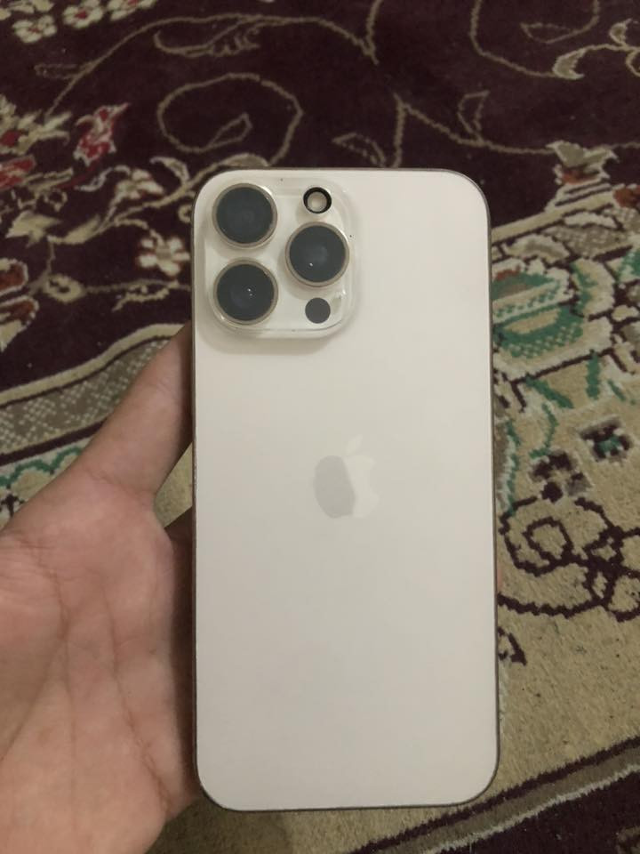 16 برو ماكس للبيع
مستبدل شاشة اصلية ٣ خيارات
بطارية ٩٧٪؜
مشحون ١٣٤ مرة
ذاكرة ٢٥٦
سعر مليون و75 
مكاني بسمايه 
الشراي يراسلني واتساب او اتصال ***********
