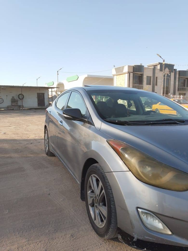 سلام عليكم النتره 2012 فول مواصفات بصمه تحكم ستيرن شاير بل مري سياره فول الحادث جاملغ الم السايق مبدل وبيهه باردات سياره صدل حداديه جديد المحرك 1800 دوش السعر 100 وبيهه مجال الطيبين  العنوان بغداد ابو غريب  رقم الهاتف ***********
