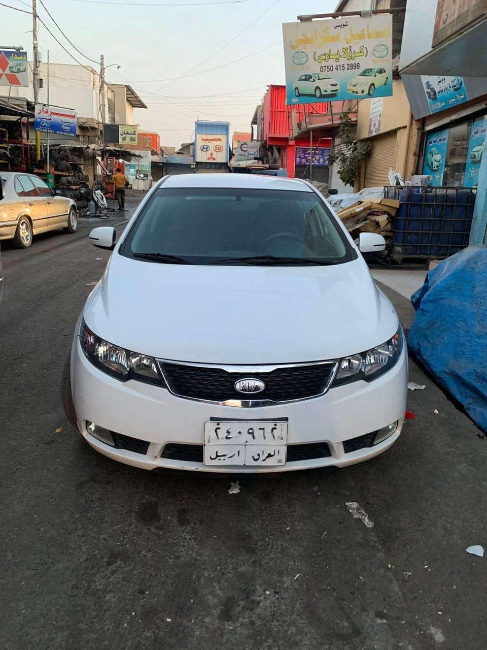 کیا سیراتۆ ٢٠١٢
یەک پارچە چاملغی پشتەوە  سبوغە 
بێ ناو گرتن
٢-٣ جێ ساردە کوتی هەیە
سوکان ڤۆلیوم و ناوسۆر  ٥ ویلکەپ  و بلاجیکتۆر

*********** أربيل, العراق
