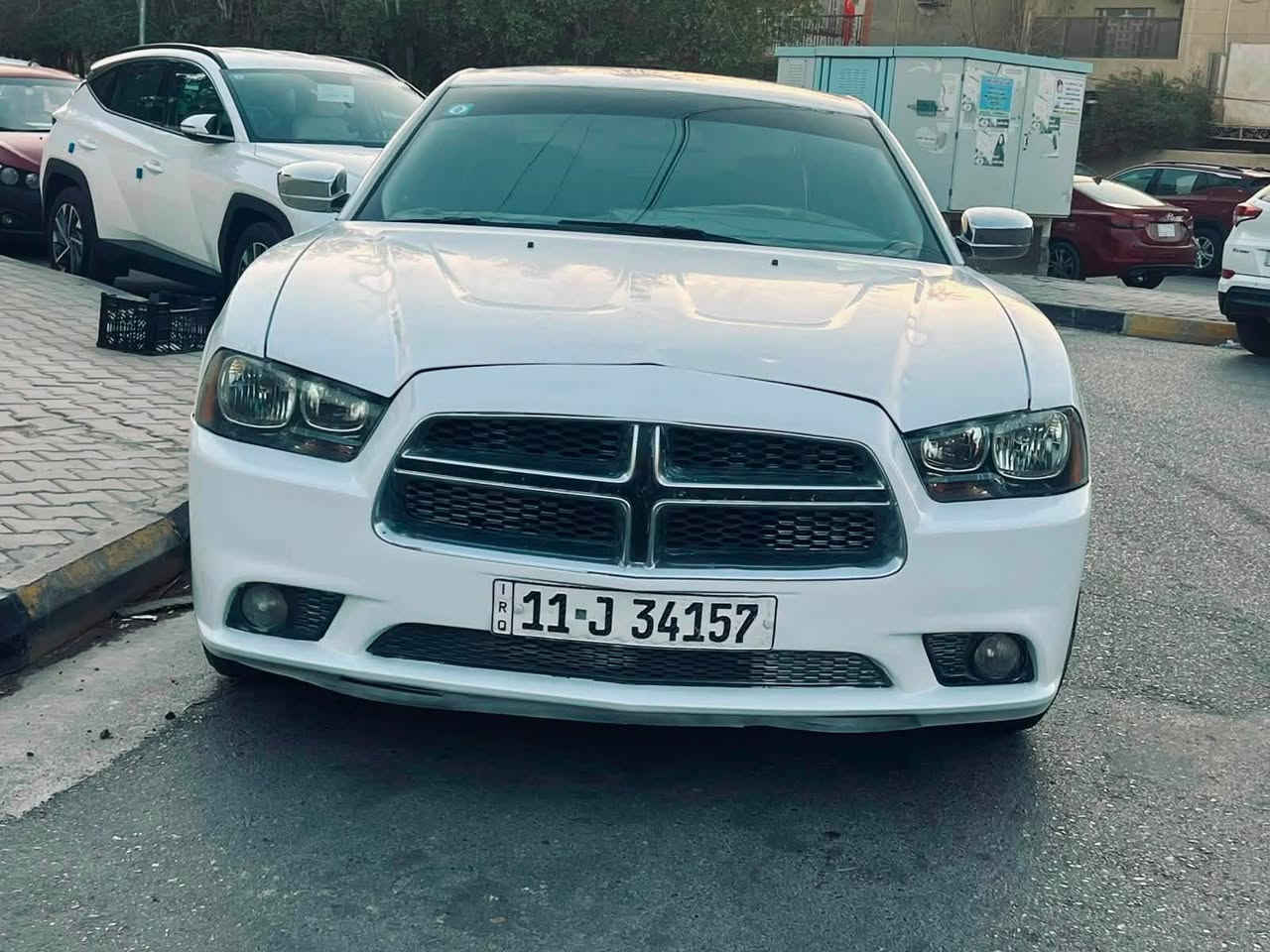 جارجر موديل 2011 السياره استخدام شخصي بيها قطعتين فتح (بنيد +جاملغ ) مكينه كير تبريد تخم تاير اكسن كفاله وبيها تكحيلات بسيطه جداً وبارد بسيط الجاملغ الامامي نفسه المفتوح السعر 140 وبيها مجال الاتصال ***********
