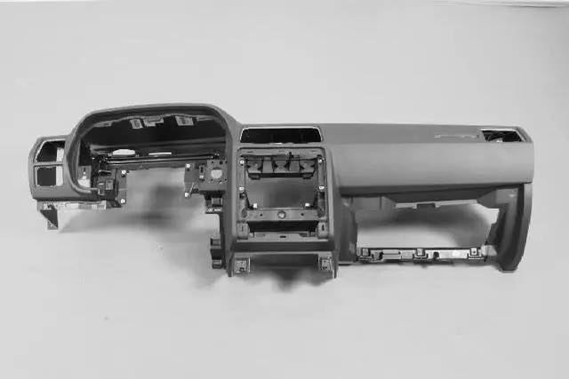 السلام عليكم 
غراض جالنجر للبيع 2008-2014
دعامية خلفية اصلية 
+ بكلايت ٢٠٠٨-٢٠١٤ شكل ال ١٥-٢٣
دعامية امامية اصلية مع شبابيك srt ضوئية يحتاجلها صبغ 
وايضاً غراض خير من الله متوفرة 
دشبول
 درك 
كيجات
 تحكمات تبريد  
شاشة قلاب 
فرس 
بطاين بوب جديدة 
بطاين خلفية جانبية 
***********
واتساب متواجد 
توصيل متوفر
