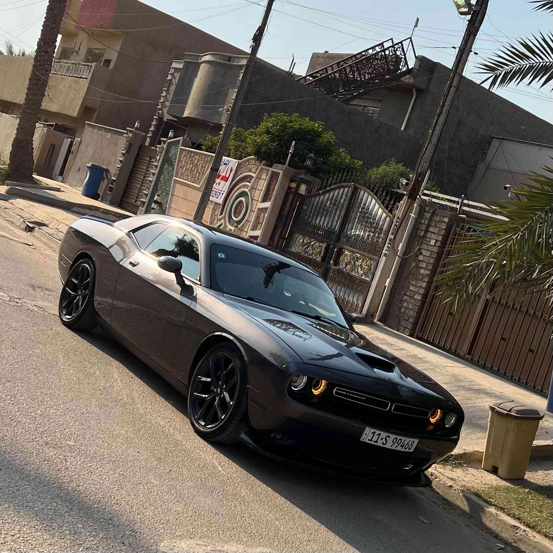 تشالنجر 2021 V6 GT بلاك توب 
ماشية 44 الف مايل 
السيارة كاملة بدون نقوصات 
الحادث مثل ما موضح بالسونار 
بيهة قطعتين بنيد مبدل نفس اللون وجاملغ مصبوغ  
رقم بغداد الجديد تحويل مباشر 
مكاني بغداد الكرخ 
للاستفسار الاتصال فقط 
*********** بغداد, العراق
