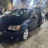 دوج كرفان ٢٠١٣ حادثها جاملغ وبنيد  سطحي بدون شواصي ولا لغود  مواصفات ع...