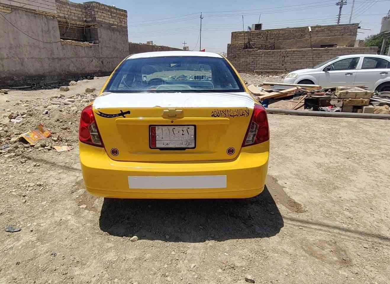 اوبترا 2010 
اخوان السيارة حيل جديدة 
اي نقص ما بيها  
مكينة وكير بشرط 
حدادية جديدة 
السيارة ربع ماتذب عليها من ايدك للشارع 
رقم ذي قار 
مصفرة هيئة وغرامات
السعر: 60 وبيها مجال
العنوان : الناصريه 
الرقم : ***********
