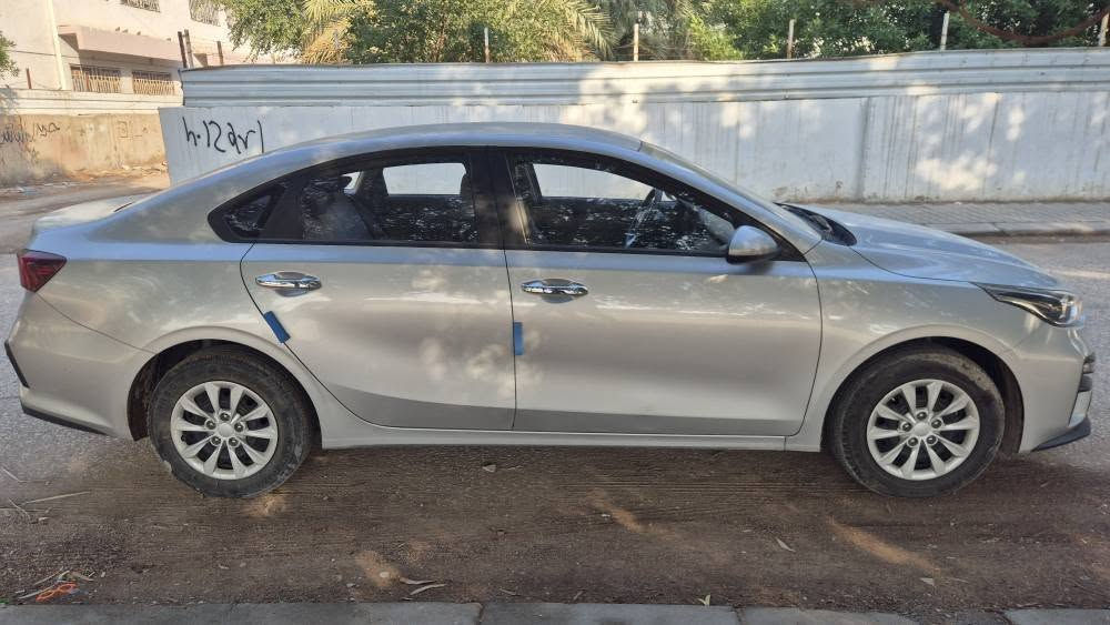 كيا سيراتو 2020 خليجي
رقم اربيل باسم شركة في النجف
ماشية 70 قابل للزيادة
لون سلفر
محرك 1600 دوش 
تحكم ستيرن جهتين
مثبت سرعة
شاشة اصلية مال فورتي ابل كار بلي واندرويد اتو
حساس اطارات 
مانع انزلاق
كير (سبورت + نورمل)
حساس خلفي
كاميرا خلفية دوارة
مقاعد و ارضية و الصندوق جلد
كير ومحرك وحدادية بلادية على وضع الشركة 
ادامة كاملة لمنظومة الاحتراق
مبدل دسكات وبنزات وفيت بم وفريز تبريد فقط
استخدام شخص واحد
دهن المحرك موتل
السونار مرفق مع الصور
وين مايعجبك تفحص
السيارة نظيفة  ومتحتاج اي شي
سعرها ١٤٨ 
مكاني في النجف
*********** 

سبب البيع اريد اخذ سيارة عالية
