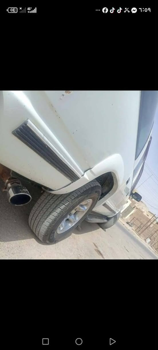 سلام عليكم للبيع سعر 35بيه مجال سويته لل 29 امراوس هم ترهم ذا اكو الفنيه وطي فرق نحف ***********
