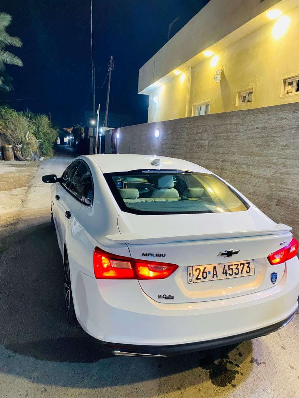 السلام عليكم 

 ماليبو موديل 22 المحرك 1500 تيربو السيارة تبديل جاملغ الايسر اصلي مع الدعامية فقط مكفولة كاملة من كلشي السيارة جديدة السعر ١٣٣ وبيها مجال تحويل ايمت ما تريد ***********
