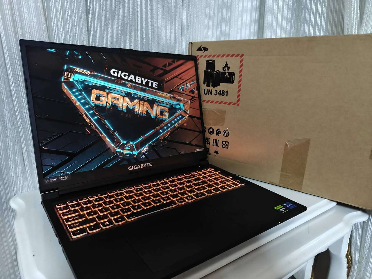 🚀 للبيع: Gigabyte G6 KF (بحالة Like New - شبه جديد تماماً 🔥)
💻 المواصفات الاحترافية (Specifications):
🧠 CPU: Intel® Core™ i7-13620H (13th Gen) — 10 Cores / 16 Threads ⚡

🎮 GPU: NVIDIA® GeForce RTX™ 4060 (8GB GDDR6) 🚀

🔋 RAM: 16GB DDR5 4800MHz

💾 Storage: 1TB M.2 NVMe™ PCIe® SSD

🖥️ Display: 16.0" WUXGA (1920x1200) 165Hz Display 🎯

✨ حالة الجهاز:
Like New (بحالة الجديد تماماً 100%):
الجهاز نظيف جداً وبأداء جبار مخصص لأقوى الألعاب والتصميم الثقيل، مع فحص كامل وضمان النظافة (زۆر خاوێنە و لەسەر شەرتی ئیشکردن و کوالێتی بە گەرەنتی).

📞 للتواصل (واتساب أو ماسنجر):

📱 رقم الهاتف: ***********

📍 العنوان: كركوك - بنجا علي (کەرکوک - پەنجا عەلی)

🏢 شركة خوبيب للابتوبات - Khubaib Laptops
