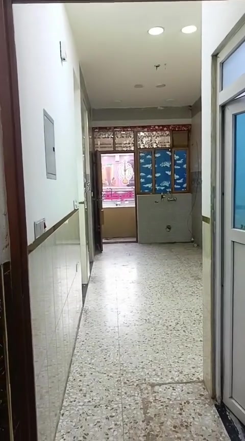 شقه للايجار 2غرف نوم ومطبخ وصحيات 
الايجار 400


**إذا كنت صاحب هذا الإعلان وتريد حذفه لأي سبب، رجاءا أرسل رسالة إلى الدعم الفني**