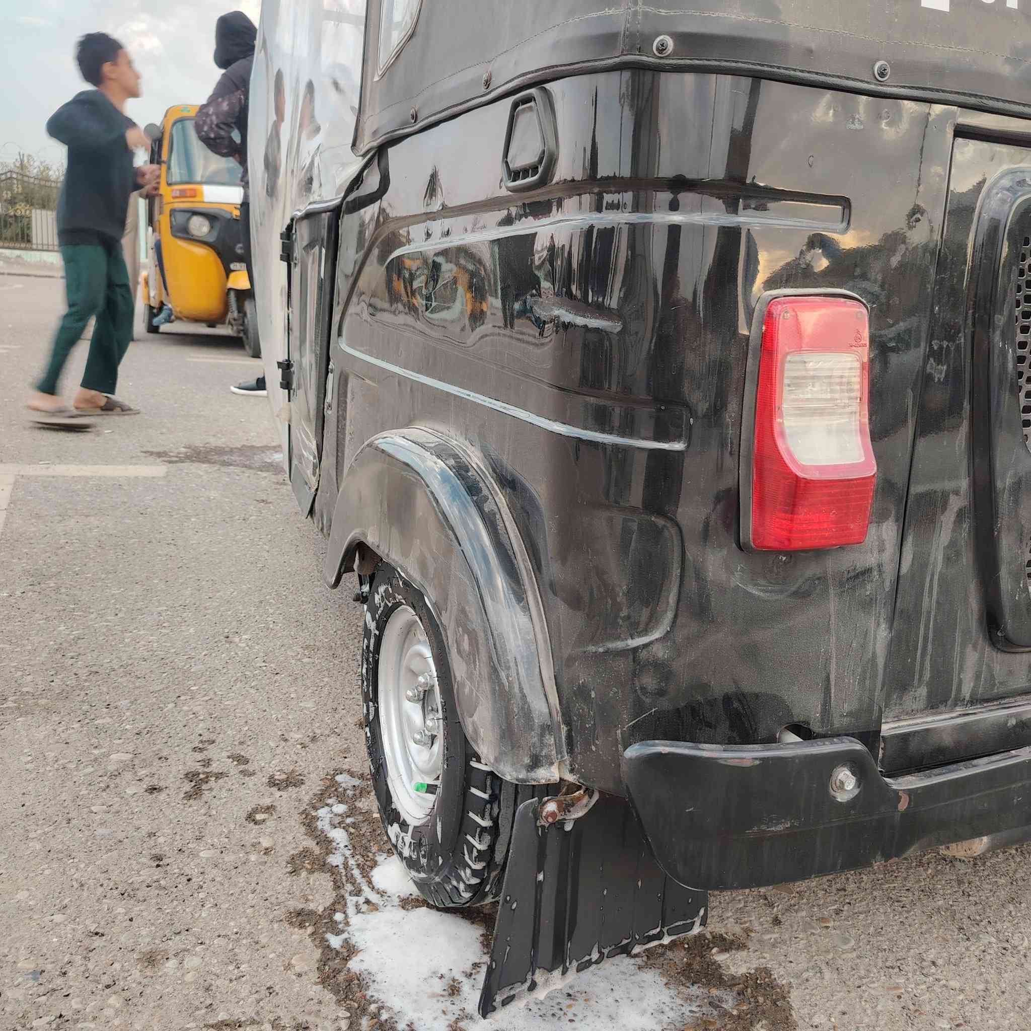 *********** 
البيع مستعجل عل سريع 2024
كفاله عامه بس زلغ واحد ولباقي كفاله
