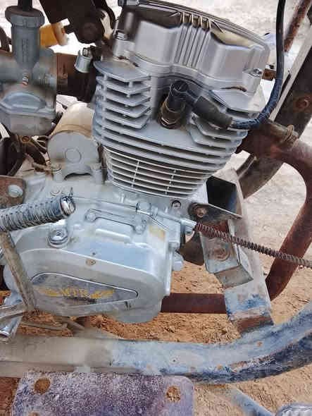 سلام عليكم ستوته ام تيار مديل 2010 رقم وسنويه رقم ابيض كله جديد شاصي نضيف محرك ثاني تبديل دهن اله توه شاده كهربايات جديده مكفوله بس بديهه شويه رادله ترتيب *********** تصال فقط
