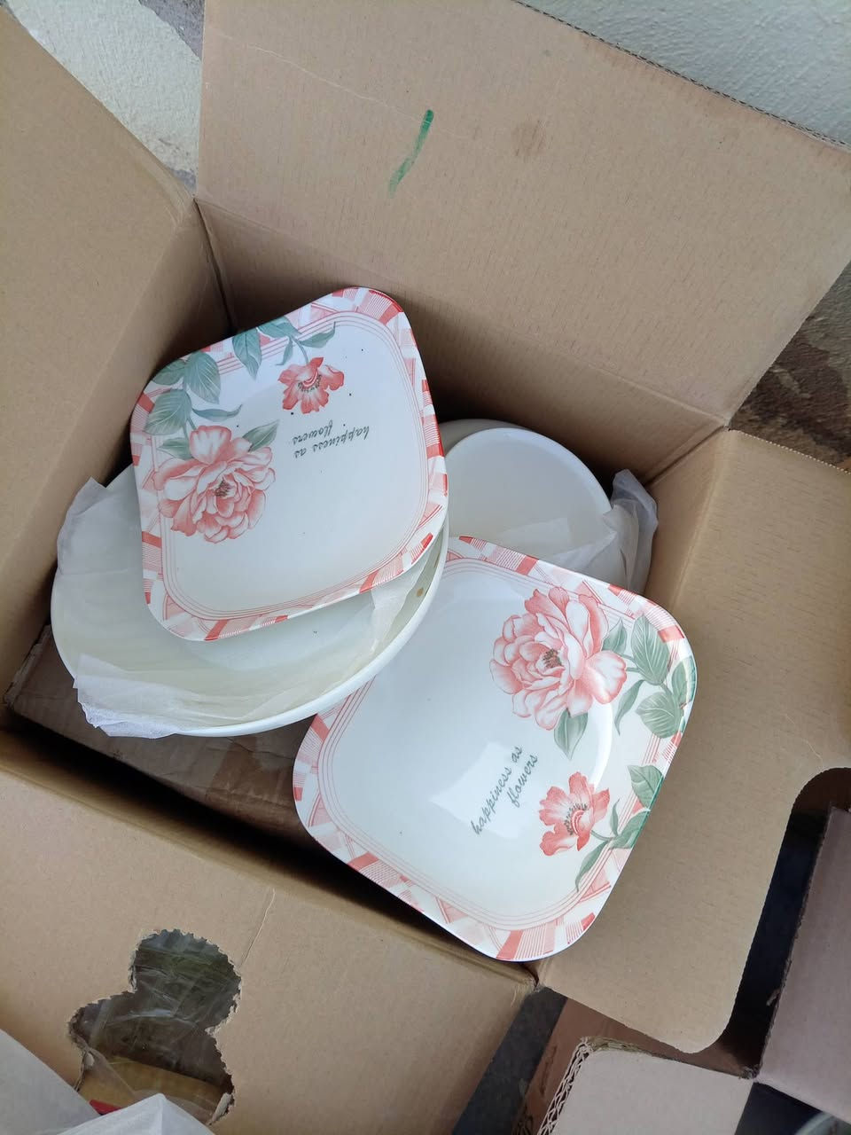 سعر الكرتون 25 مع التوصيل
سعر الكرتونين 45 مع التوصيل

كراتين فرفوري ملون حراري وابيض منقش
يحتوي 25 قطعة وفوك
يوجد توصيل لكافة محافظات العراق
***********

رابط قناة الجملة :

https://chat.whatsapp.com/Ek79U3ak7x93kz6Km2tZsp?mode=gi_t
