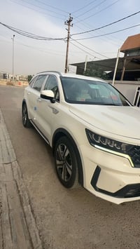 سورنتو 2021  7راكب    شفتات ستيرن   3 قطع تبريد   بصمه  محرك ٦ محد درا...