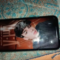 للبيع آيفون 11 عادي وكع مني نكسر شاشه وضهر وكامره خلفيه وكفت كامره اما...