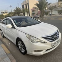 سوناته • ٢٠١١ • ٢٤٠٠