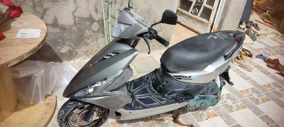 دراجه ماكس مضلع للبيع نضيفه ما مفتوحه.. مكينه مكفوله..
*********** لتواصل
