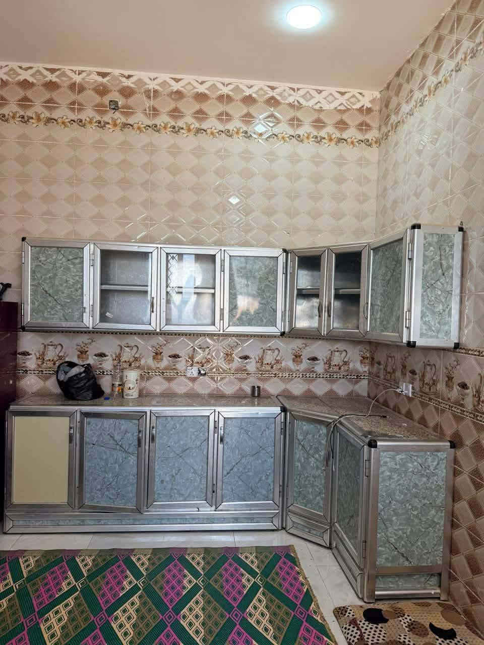 #السلام_عليكم 

🏡 للبيع فقط
📍 الـ 17 الف خلف 1000 حي المغرب 
📐 المساحة: 250
✨ 2 غرف نوم + استقبال + هول كبير
🚗 كراج يتسع لسيارتين
🌳 حديقة واسعة
🏠 بناء حديث وجاهز للسكن
وبقيه التفاصيل موضحه بالصور

📞 اللاستفسار:  
                      هـــ ***********
