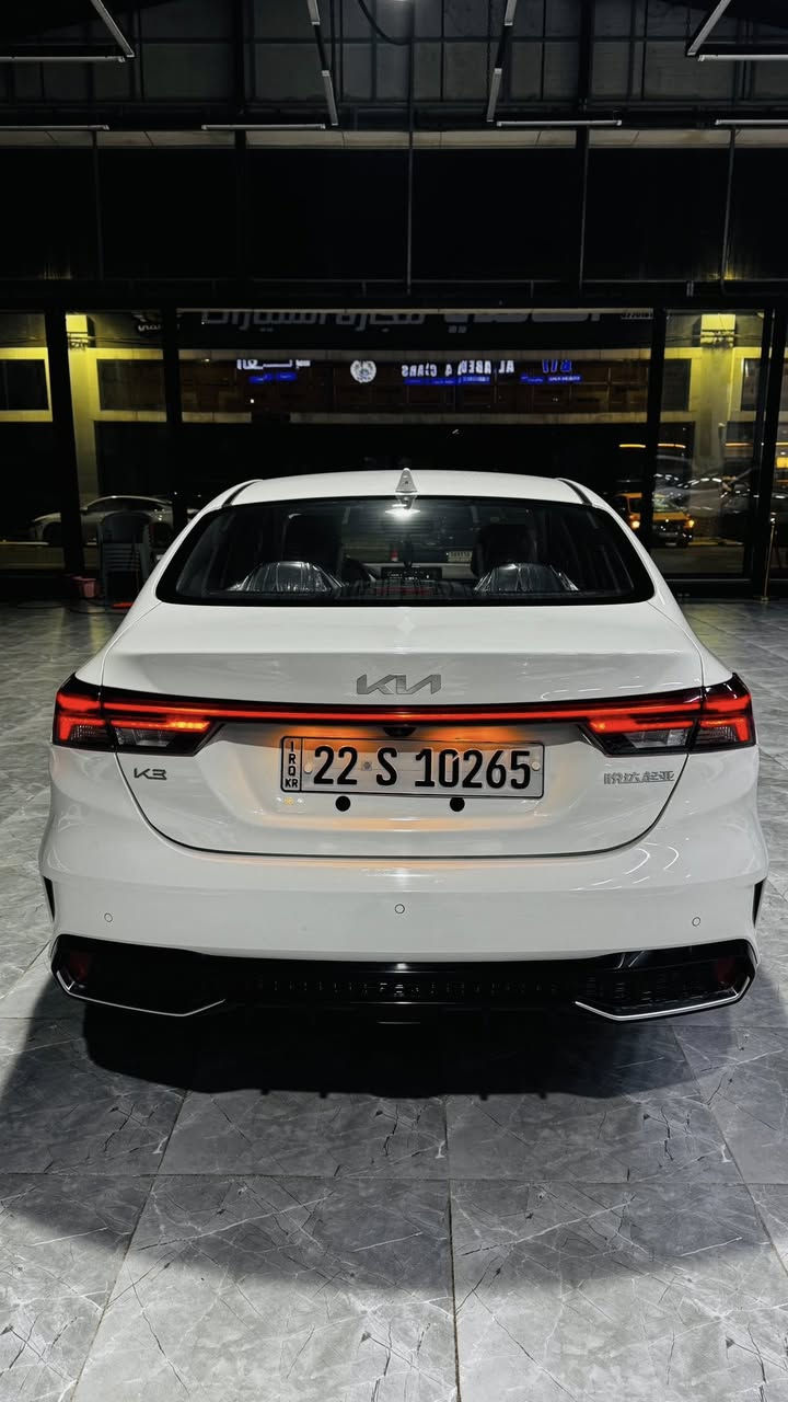 كيا K3 2024
وارد صيني فول مواصفات ماشي 26 الف كيلو متر بلا ضرر بس بيها اثر حالوب مايبين بالعين الا بالسونار محرك 1500 دبل نوزل تيربو كير ومحرك شرط سياره بعدها على وضع الشركه بيها فحص سونار مرفق بالصور السعر 140 بيها مجال قليل 
***********
