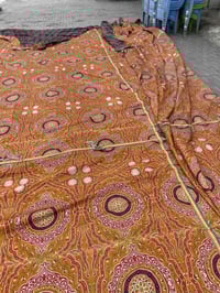 جادرين للبيع أربع قطع نضيفات كدامكم طراحيه ٣ أمتار واليريد جادر واحد ع...