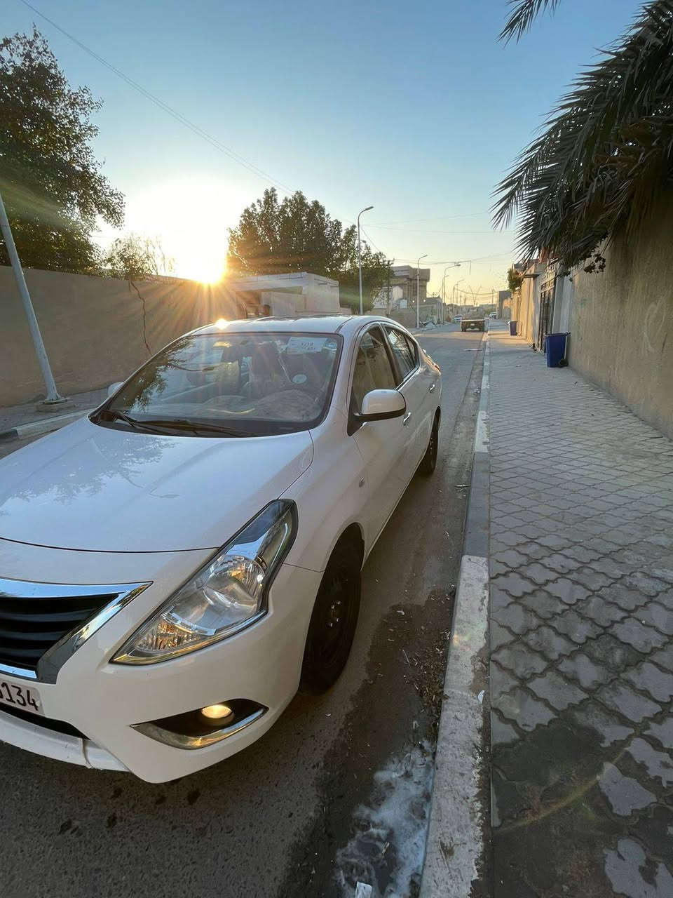 نيسان سني هندي 2024  ماشيه 30لف كفاله عامه وجديده ابسم معرض الاعتماد السعر 126 شراي يتصل ***********
