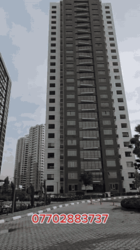 ⁨	السعر نهاية الفيديو 🔥
شقة للبيع في وسط المدينة في مجمع جاوي سليماني🏢

مساحة الشقة 170 متر 3 غرف نوم وصالة📐🔥

لتفاصيل اكثر يرجى التواصل على الرقم التالي📞. 
***********
 #شووقە_بۆ_فرۆشتن #کرێ #فرۆشتن #للبيع⁩
