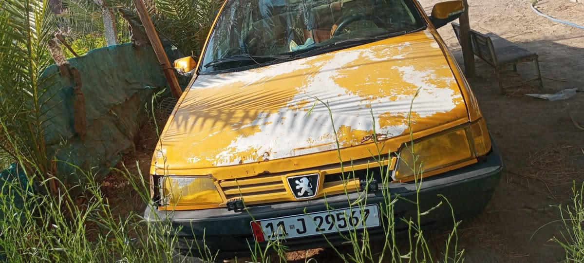 السلام عليكم بيجو روى للبيع يرادله شويه ترديب 
رقم بغداد. لاماني مصفره كلشي العنوان بغداد الرشديه 
السعر 17وبيه مجال 
الرقم ***********
