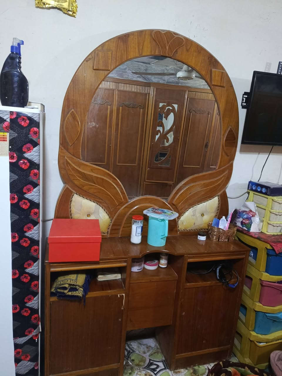 غرفه مستعمله نضيفه حيل لبيع وياها دوشك جربايه ضغط  التواصل خاص وهذا رقمي بي واتساب هم ‏‪***********‬‏
