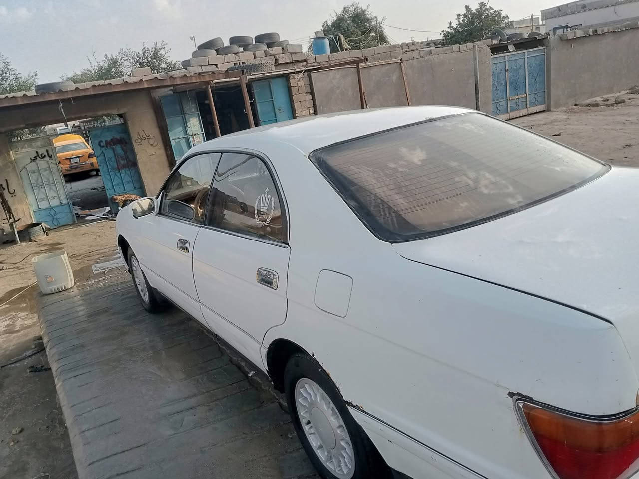 السلام عليكم بطه للبيع سياره جاهزه تخم تاير حداديه جدد جيرو مكينه جدد 2.5 مقفوله من القصه السعر 40 بيا مجال بس علي من السياره نقل جثه رقم بصره ***********
