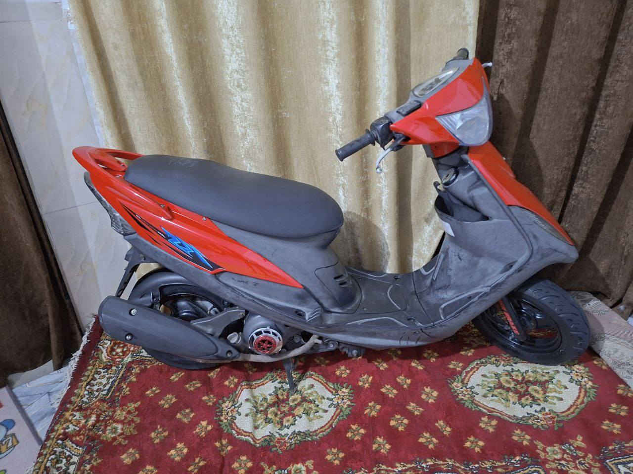 سلام عليكم ماكس عدله للبيع كله ختم واحد وياه المكينه ما مفتوحة الدراجه خير من الله السعر 900وبيه مجال المكاني حله ***********
