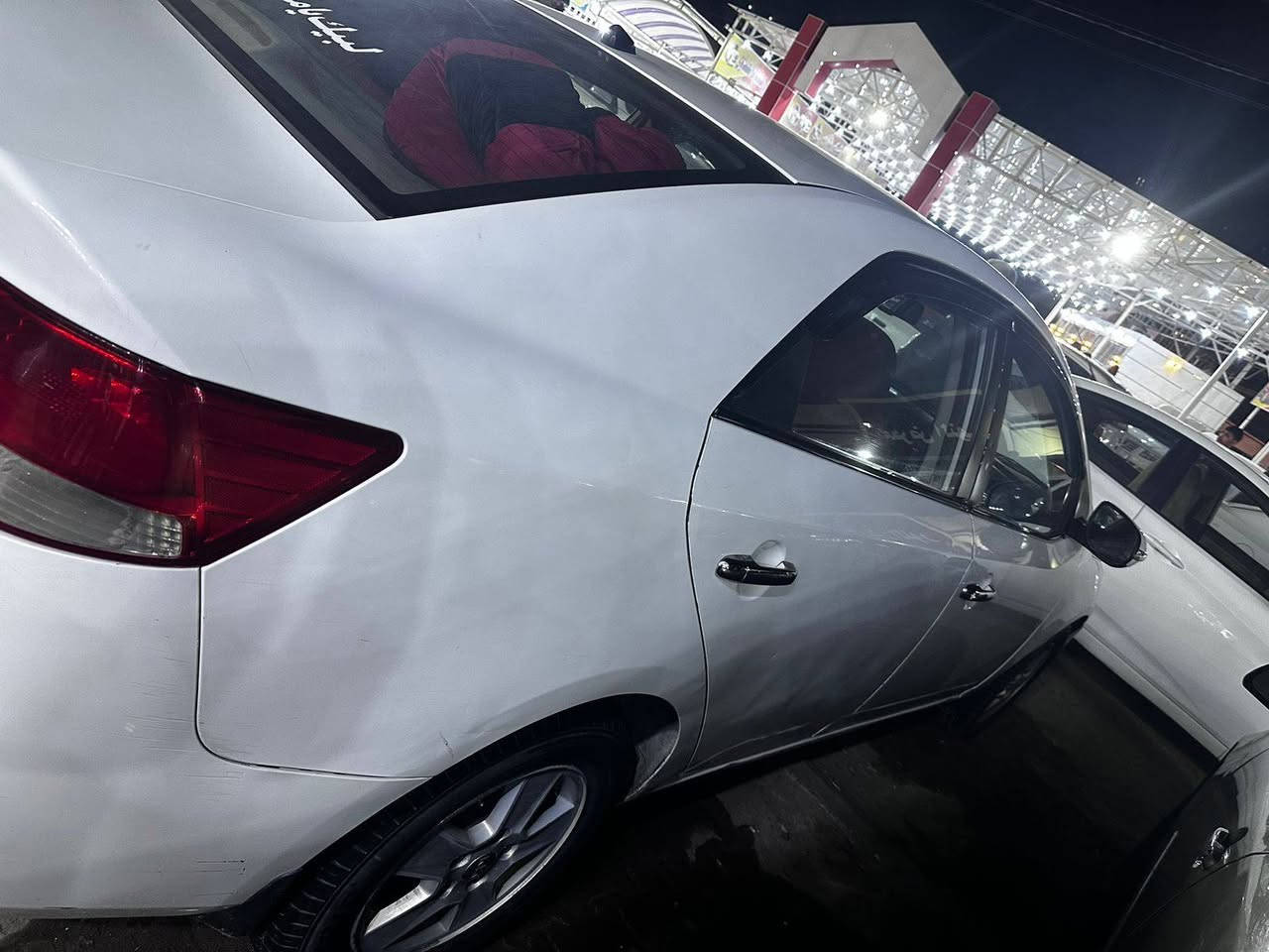 للبيع سيراتو 2010
مكينه وكير كفاله تبريد شغال سياره بيه قطعتين صبغ 
سعر 93 وبيه مجال 
سياره باسمي مكاني النجف 
‏ ***********
