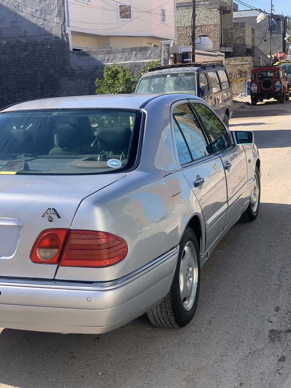 للبيع مرسيدس ام عيون موديل1995مكينةففتي صبغ عام للجماليةالسعر85 ورقةوبيها مجال رقم انگليزي كربلاء مشروع وطني موبايل ***********
