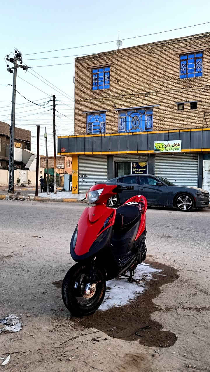 عدله 50  بلاد  ما مفتوحه كامله للاخير مابيها نقص بس كفر تجاري 
للبيع شراي خاص او يتصل ***********
مكاني ناصريـــه الاسكان الصناعي
