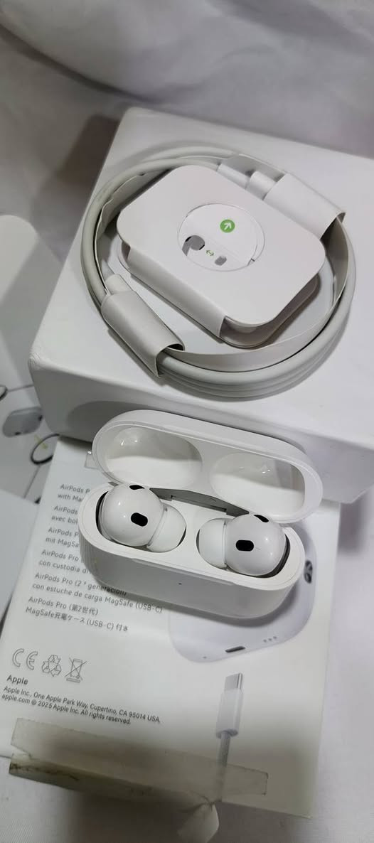 اAirpods pro الجيل الثاني مستعمل قليل جدا بعدها بفترة الضمان السعر 175 توصيل الجميع المحافظات


**إذا كنت صاحب هذا الإعلان وتريد حذفه لأي سبب، رجاءا أرسل رسالة إلى الدعم الفني**