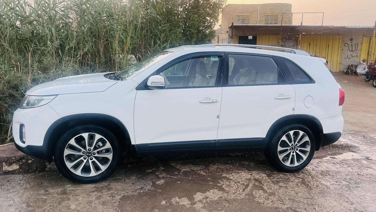 سورنتو 2014 خليجي بسمي مكينه 4سلندر فول موصفات بصمه7 راكب مكفوله من الحادث والضرر الداخلي بيه رش صبغ 4 بوب شخوط بيع فقط135$ *********** سماوه
