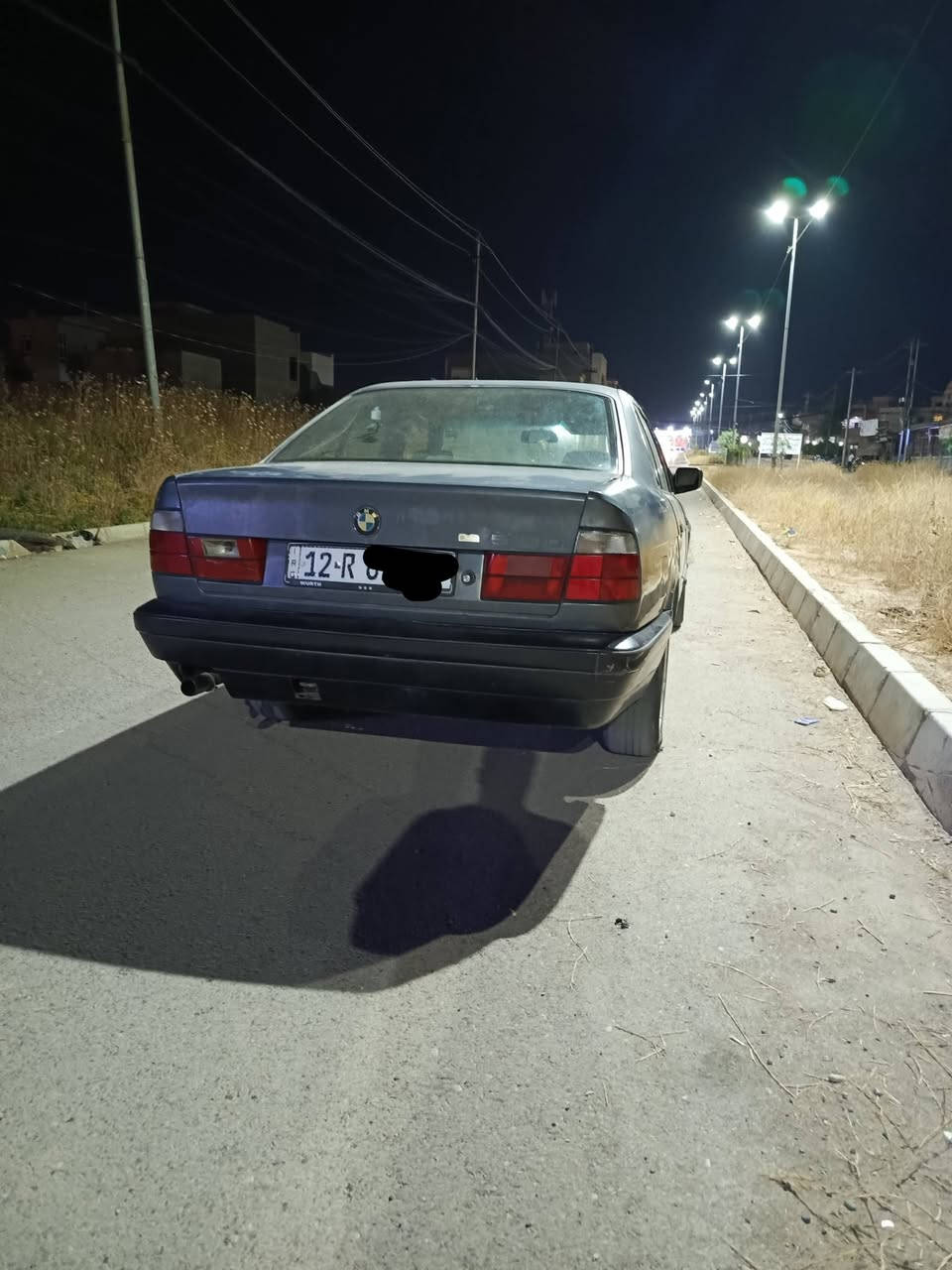 السلام عليكم
بي ام دبليو 89
520  كير عادي محرك فل 
بدون ضرر بدون صبغ سلايت
رقم انكليزي جديد بأسمي وهزة  
السعر 34 بيها مجال بسيط
 

للتواصل ***********
