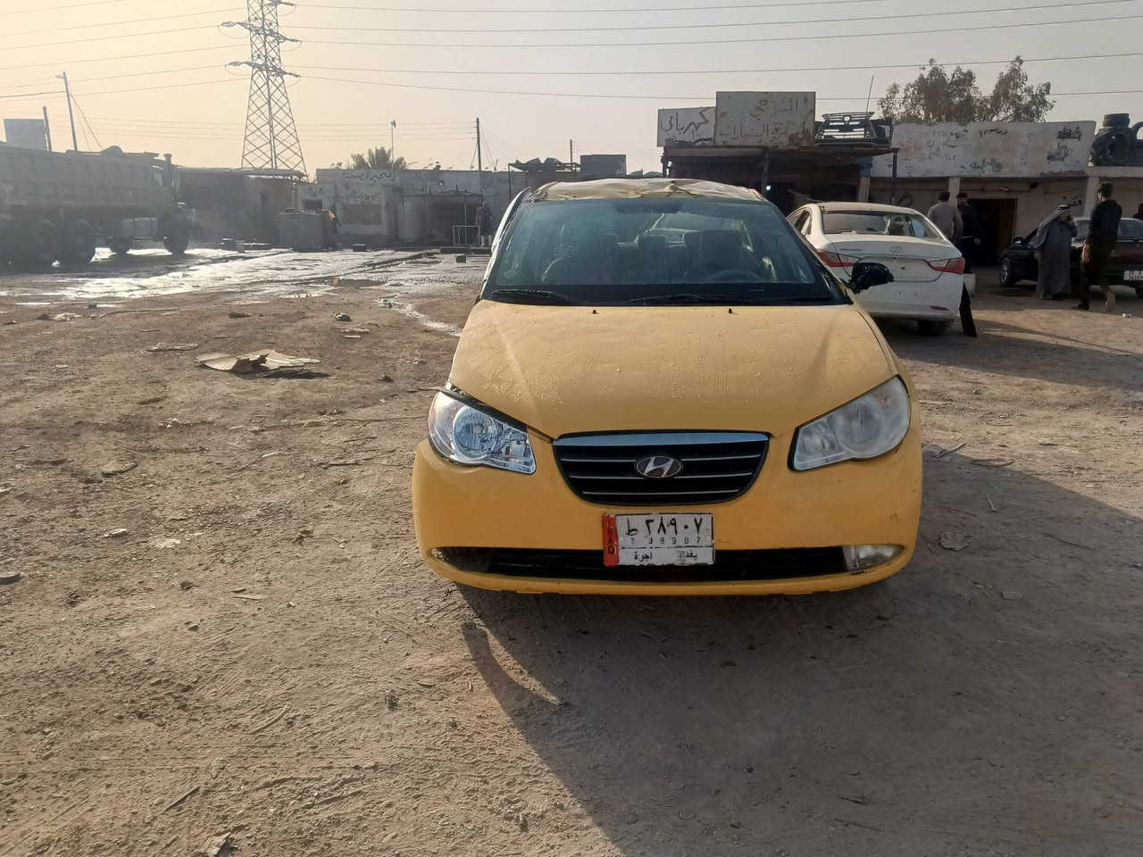 السلام عليكم للبيع النترا موديل 2010 رقم بغداد تحويل مباشر محرك 2000 بيها حادث كما  موظح فصوره أبيعها علا حادثهه شغاله وتمشي مكان سياره بغداد السعر 55 وبيها مجال لشراي يتصل ***********
