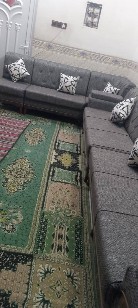 السلام عليكم 
ديوان10مقعد  جديد ما مستخدم بعده بل جيس ابرارحه اشتريته بس 
صار عندي ضرف وريد ابيعه 400شراي 
ينتصل *********** العنوان الفلوجة حي الشهداء
