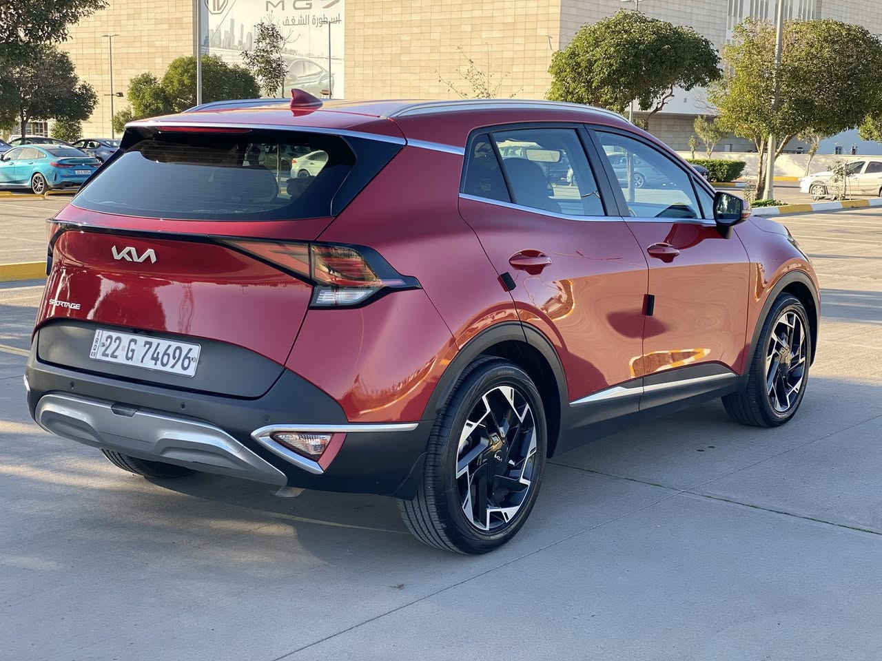 كيا سبورتج 2022
‎المحرك : 2.0 . 4سلندر

‎العداد :44 الف كيلو (زيرو مال اربيل) 

‎السعر : 195$وبيها مجال فول مواصفات

‎الارقام : اربيل باسمي شرط الوكالة والتحويل 

‎ المواصفات

‎دخول ذكي(بصمة) +تشغيل عن بعد

‎رادار جانبي

‎شحن وايرليس

‎حساسات امامي وخلفي

‎مصابيح امامية زنون معLED

‎بك لايت LED

‎كشافات زنون

‎ويل قياس 19 انج

‎شاشة كبيرة اصلية مع كاميرا

‎مقاعد امامية كهرباء

‎صندوق كهرباء 

‎مقاعد امامية تدفئة

‎شفتات ستيرن

‎تدفئة ستيرن

‎سايد بريك بصمة

‎تبريد شاشة

‎مرايا متحسسة للاضاءة العالية

‎قطعتين تبريد

‎محدد سرعة+فول تحكم ستيرن

‎شاشة سرعة ديجتل

‎وباقي المواصفات معروفة🌹

للاستفسار الاتصال عل ارقم 

***********

***********
